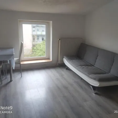 2 Raum In Zentrum Apartment